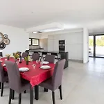 Casa Barbónica Piscina Privada Barrolobo